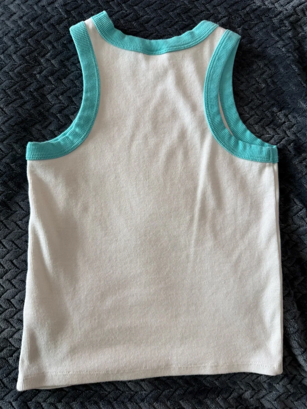 art class simple armholes layering